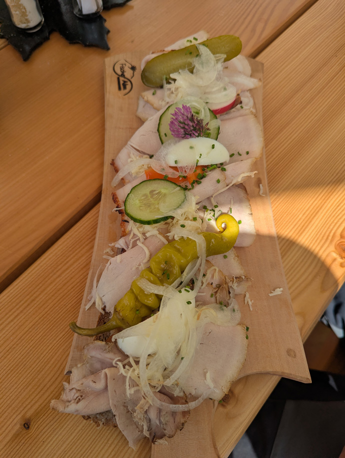 Jause auf der Fischeralm